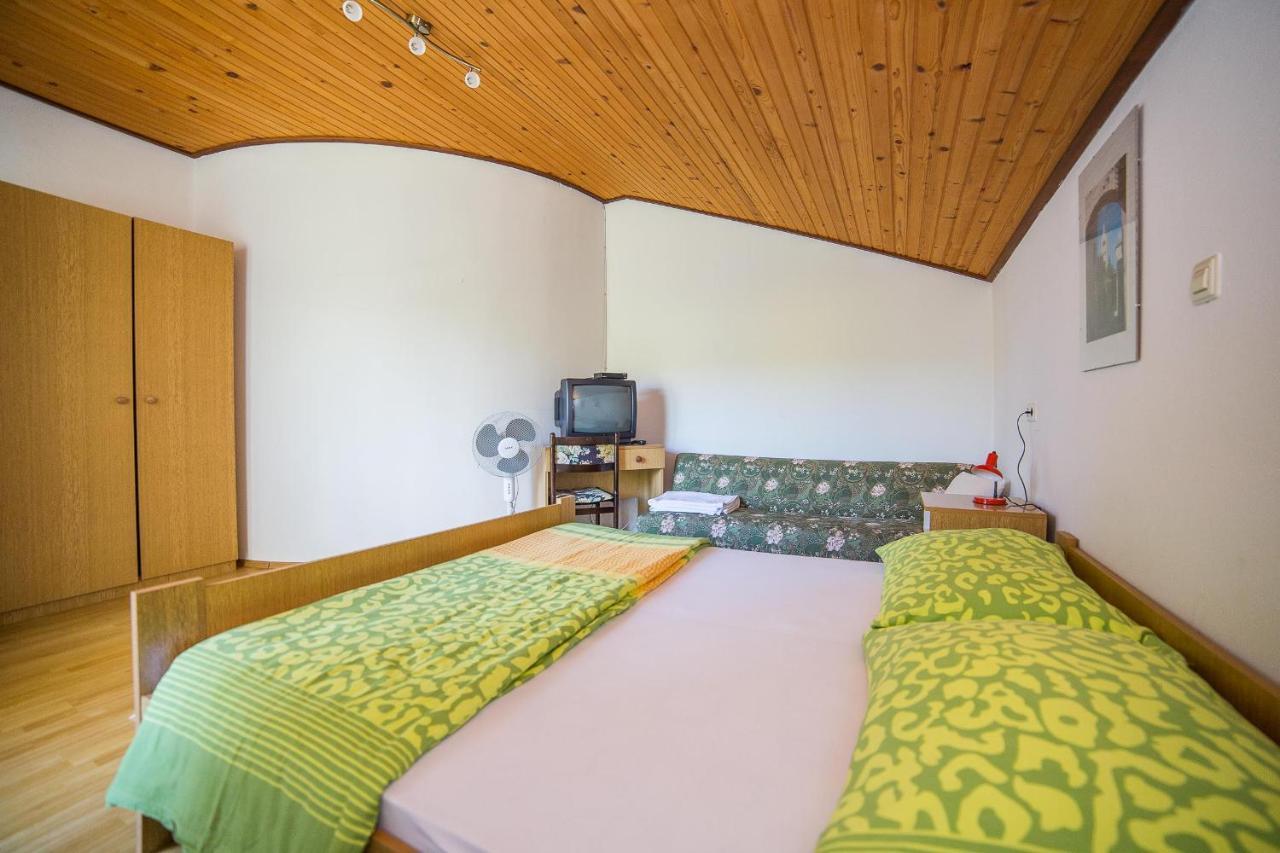 Apartments Pahljina Palit 외부 사진