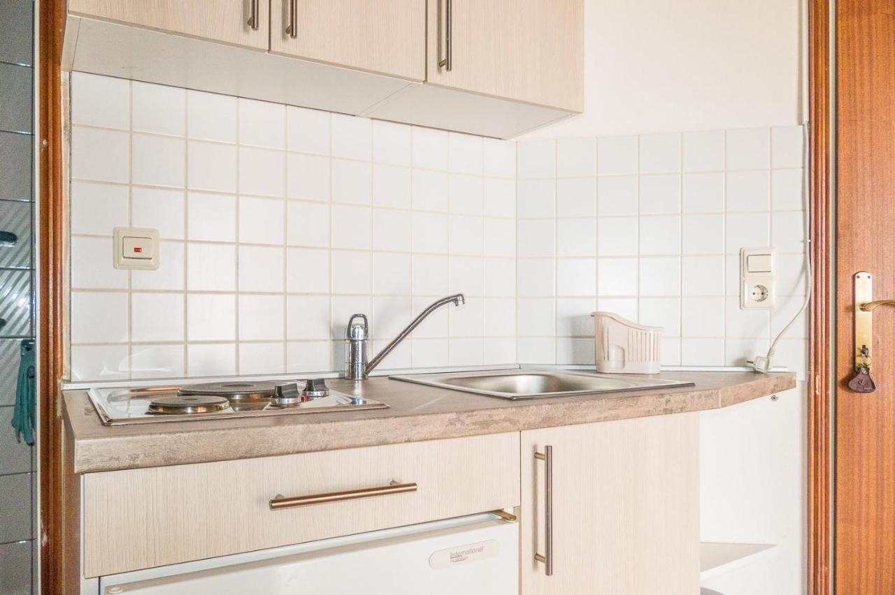 Apartments Pahljina Palit 외부 사진
