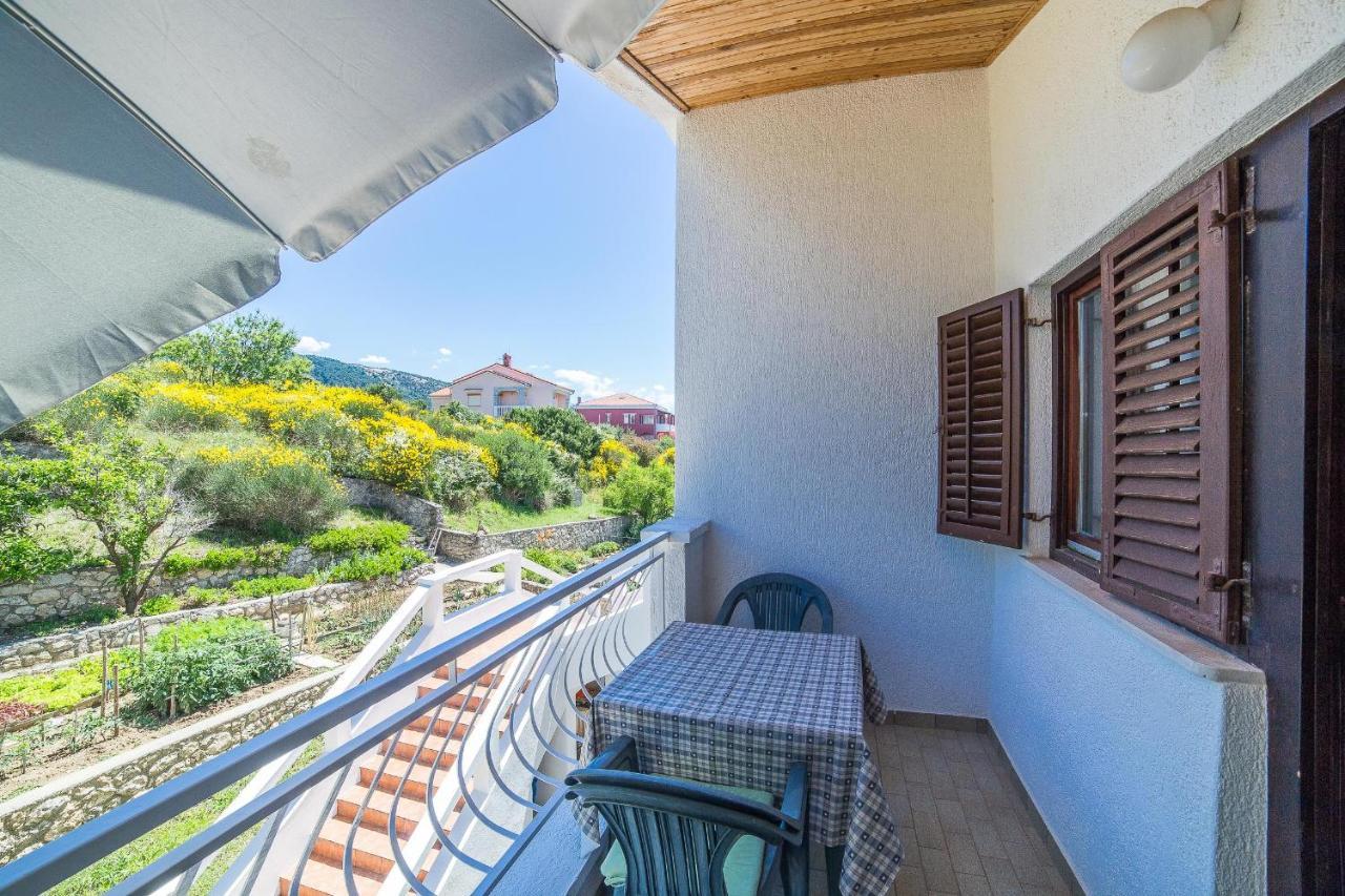 Apartments Pahljina Palit 외부 사진