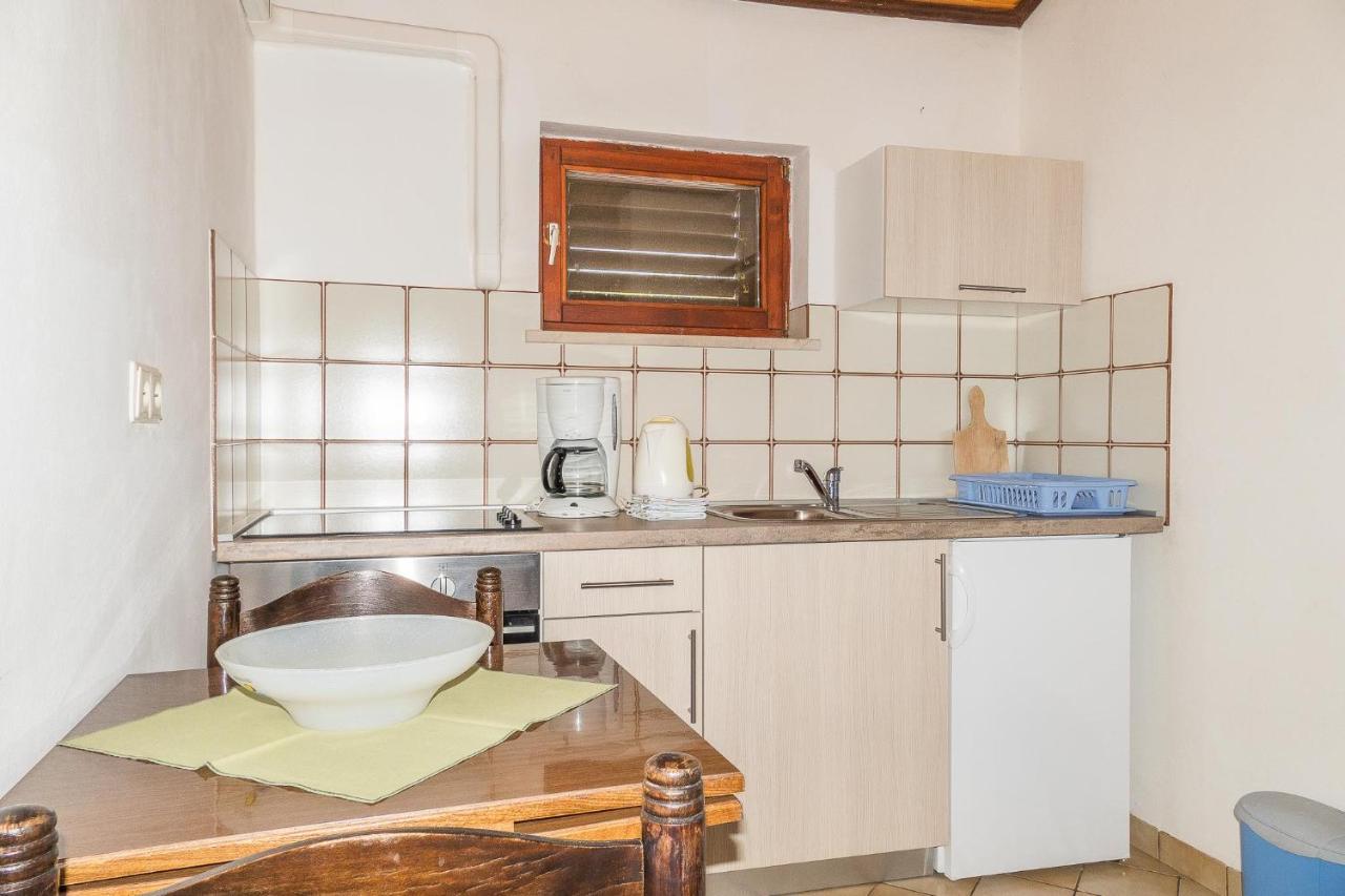 Apartments Pahljina Palit 외부 사진